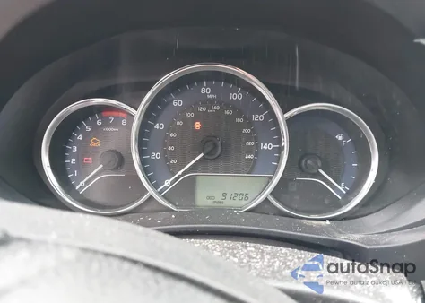 2016 Toyota Corolla Le z USA, uszkodzony, nr VIN 2T1BURHE5GC620604